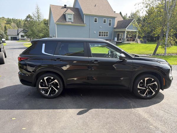 2023 Mitsubishi Outlander
