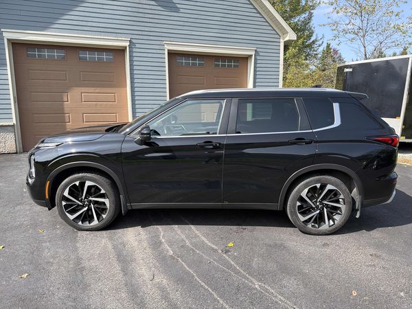 2023 Mitsubishi Outlander