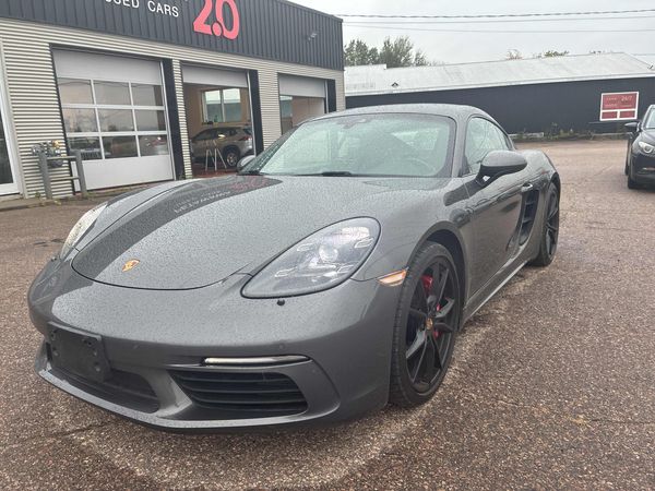2018 Porsche 718 Cayman Coupe