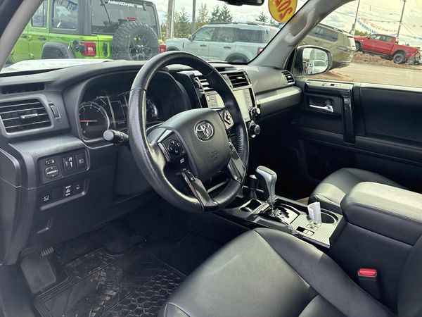 2023 Toyota 4Runner 4WD TRD offroad Prem