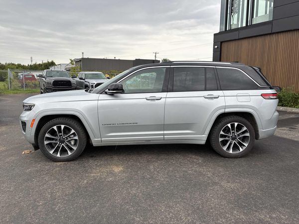 2023 Jeep Grand Cherokee Overland