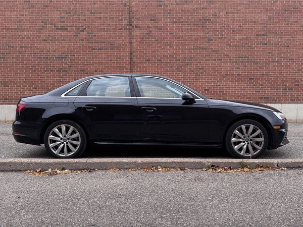 2018 Audi A4 Sedan Komfort quattro Komfort