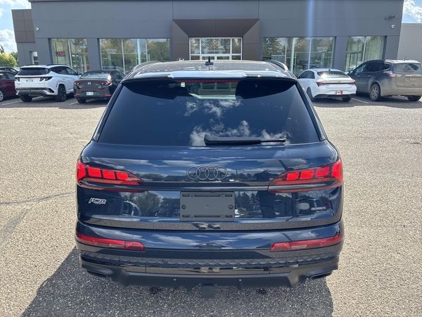 2025 Audi Q7 Technik quattro Technik