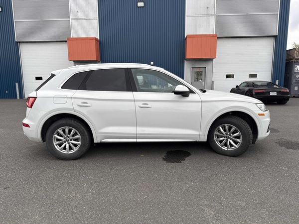 2018 Audi Q5 Progressiv quattro Premium Plus