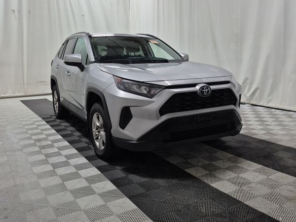 2022 Toyota Rav4 HYBRID LE XLE Premium