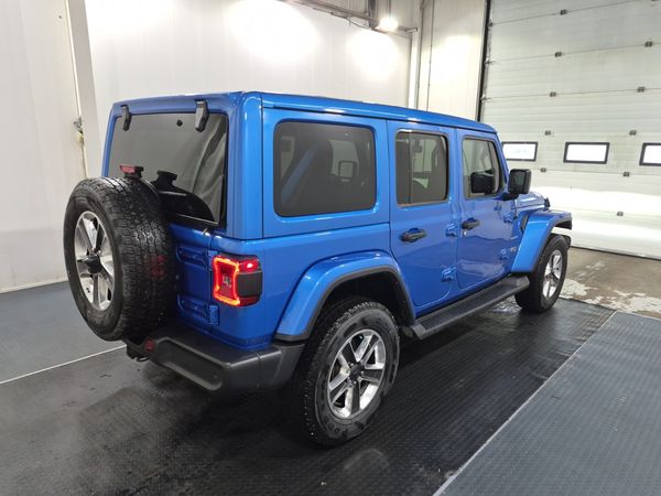 2022 Jeep Wrangler UNLIMITED SAHARA