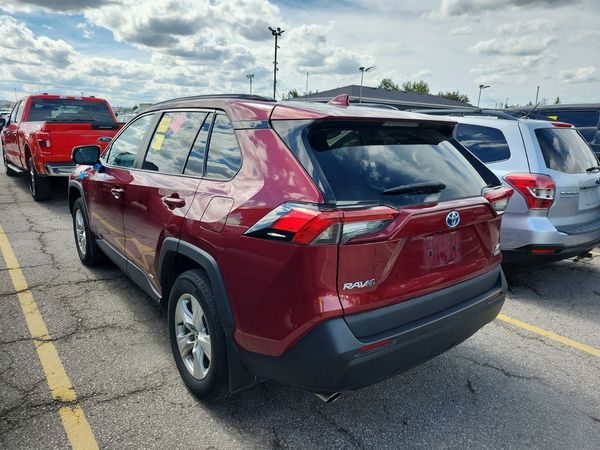 2021 Toyota Rav4 HYBRID XLE XLE HV
