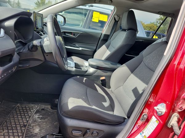 2021 Toyota Rav4 HYBRID XLE XLE HV