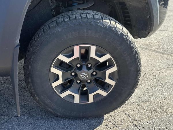 2020 Toyota Tacoma 4x4 Double Cab SR5