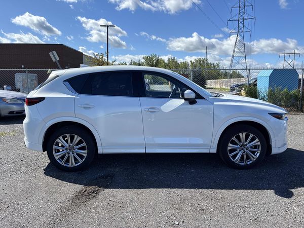 2023 Mazda CX-5 Signature Premium Plus Package