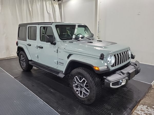 2024 Jeep Wrangler SAHARA