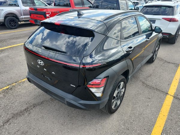 2024 Hyundai KONA PREFERRED SE