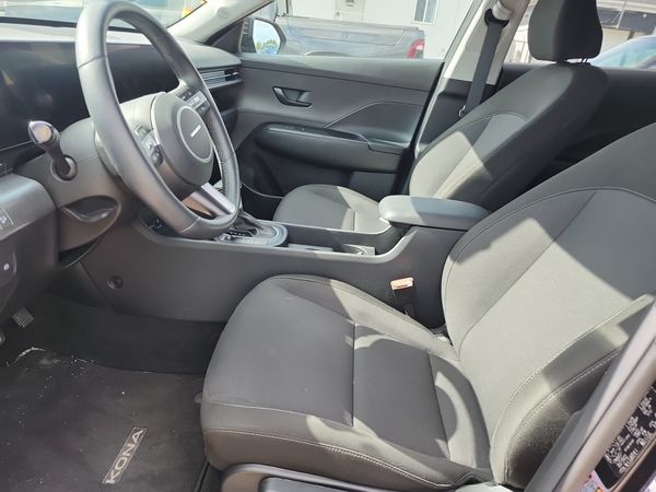 2024 Hyundai KONA PREFERRED SE