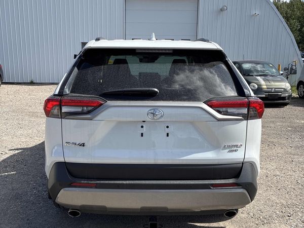 2025 Toyota RAV4 Limited