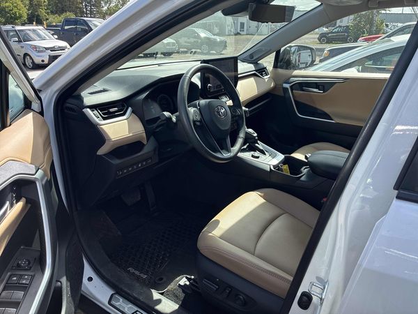 2025 Toyota RAV4 Limited