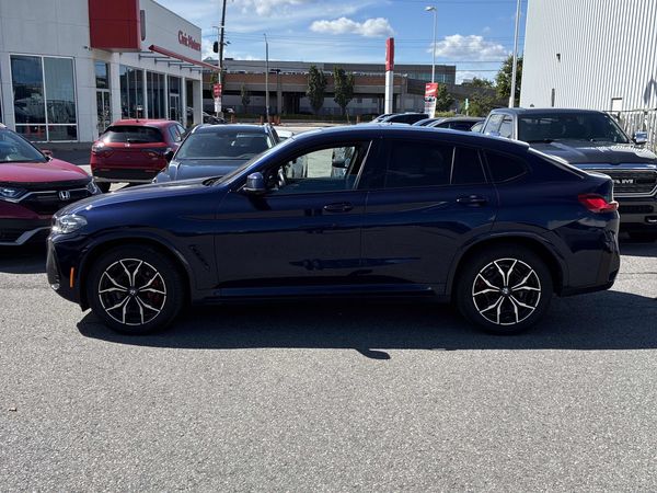 2023 BMW X4 xDrive30i