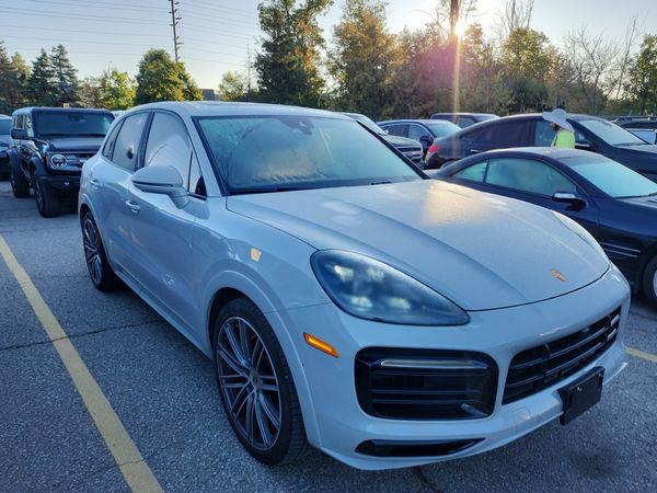 2023 Porsche Cayenne GTS