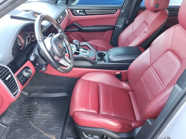 2023 Porsche Cayenne GTS