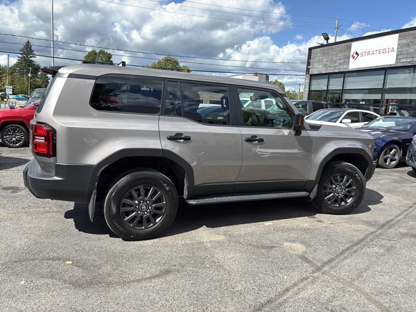 2024 Toyota Land Cruiser 4WD