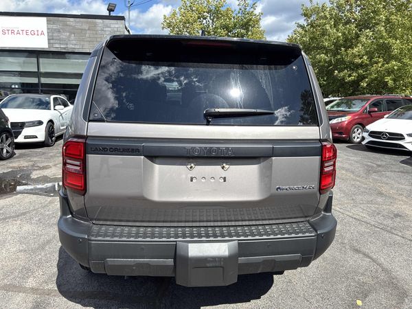 2024 Toyota Land Cruiser 4WD