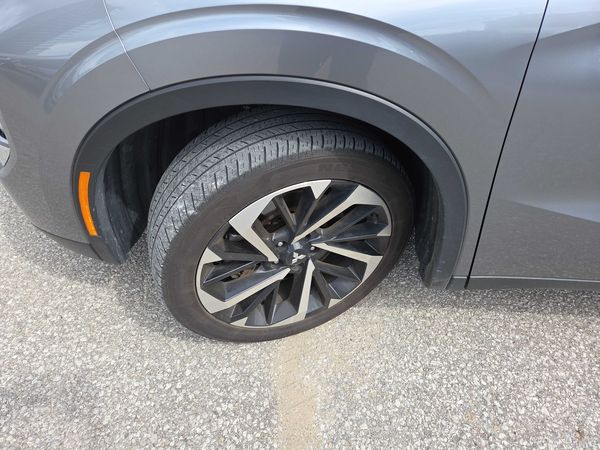 2023 Mitsubishi Outlander SEL S-AWC