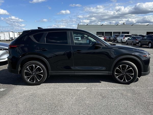 2024 Mazda CX-5 AWD Preferred Package