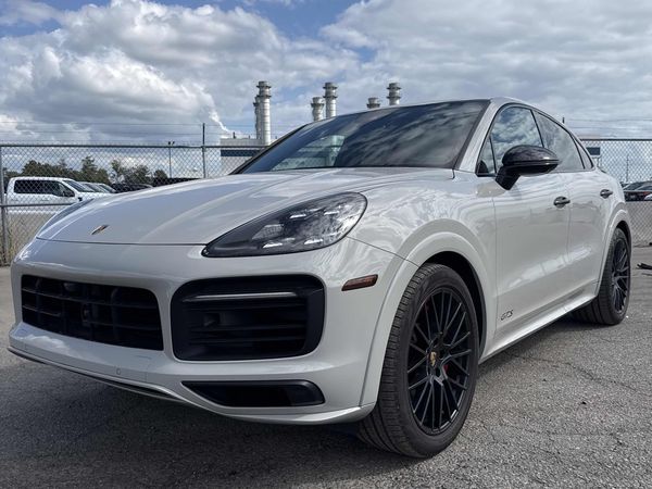 2019 Porsche Cayenne TURBO