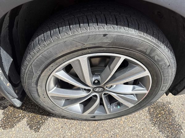 2019 Hyundai Santa Fe Luxury SEL, SEL Plus