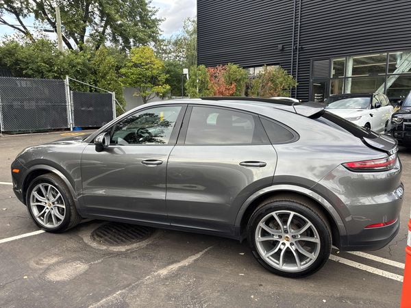 2020 Porsche Cayenne Coupe AWD
