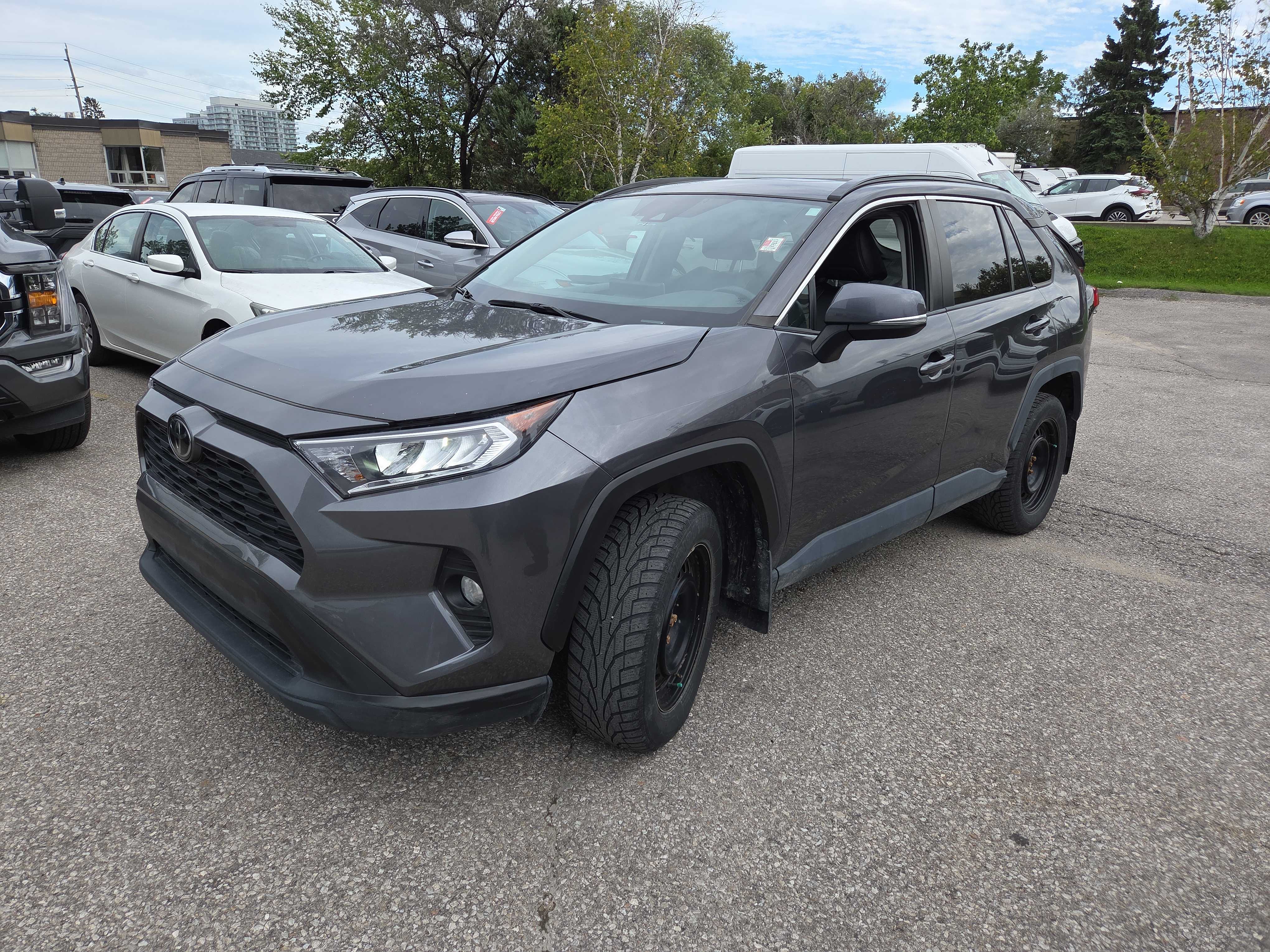 2019 Toyota RAV4 XLE XLE AWD