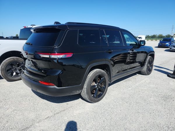 2024 Jeep Grand Cherokee L 4x4 Altitude Laredo