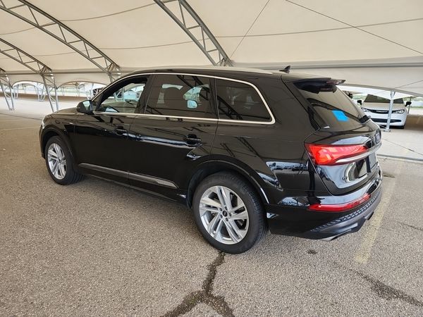 2026 Audi Q7 quattro Premium