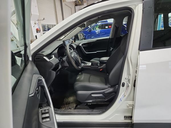 2021 Toyota Rav4 LE XLE Premium HV