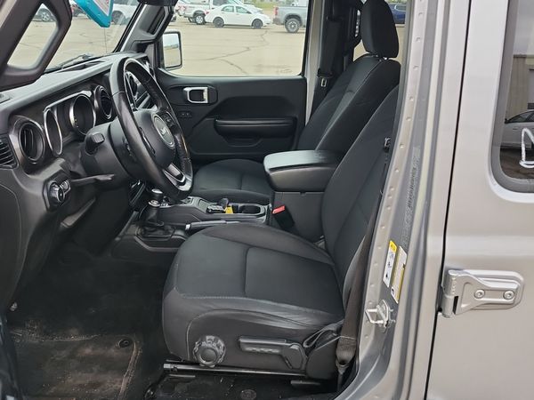 2019 Jeep WRANGLER UNLIMITED SPORT