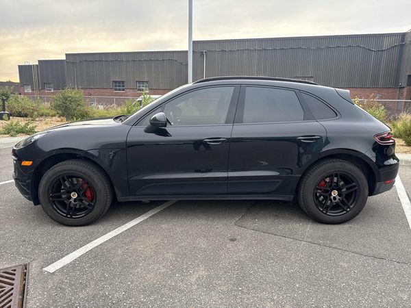 2018 Porsche Macan AWD