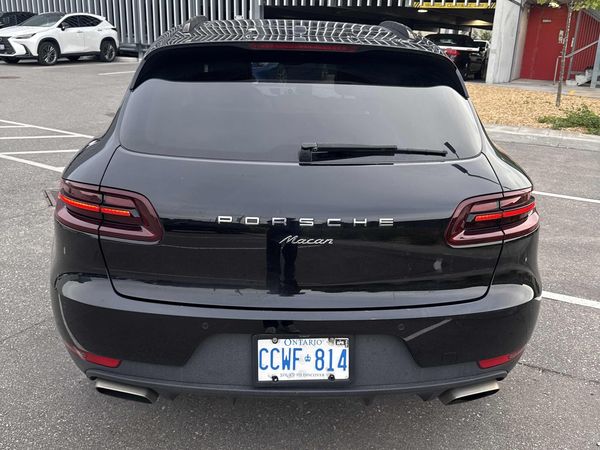 2018 Porsche Macan AWD