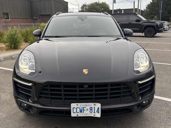 2018 Porsche Macan AWD