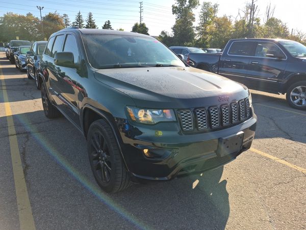 2019 Jeep Grand Cherokee ALTITUDE Laredo