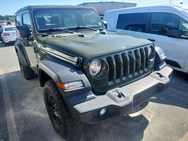 2022 Jeep Wrangler 4x4 Sport
