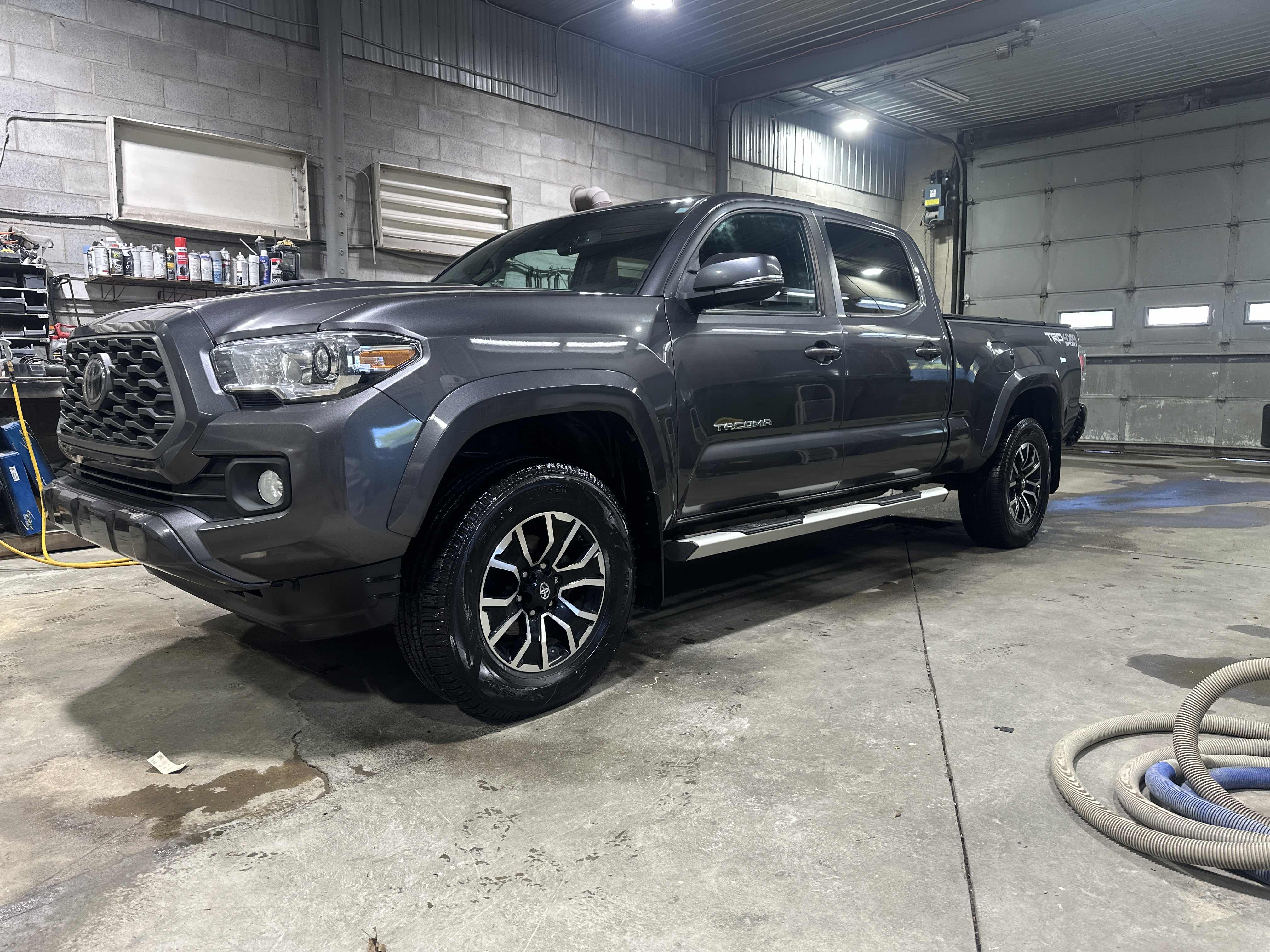 2020 Toyota Tacoma 4x4 Double Cab Auto SR5