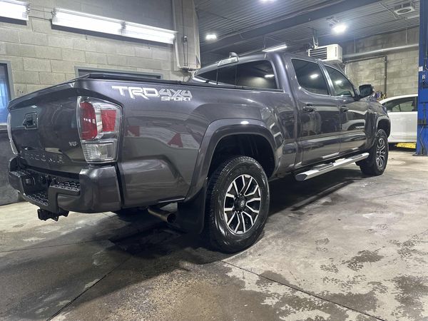 2020 Toyota Tacoma 4x4 Double Cab Auto SR5