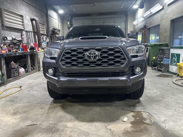 2020 Toyota Tacoma 4x4 Double Cab Auto SR5