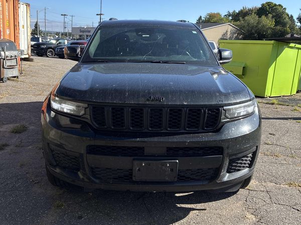 2024 Jeep Grand Cherokee L Altitude Laredo