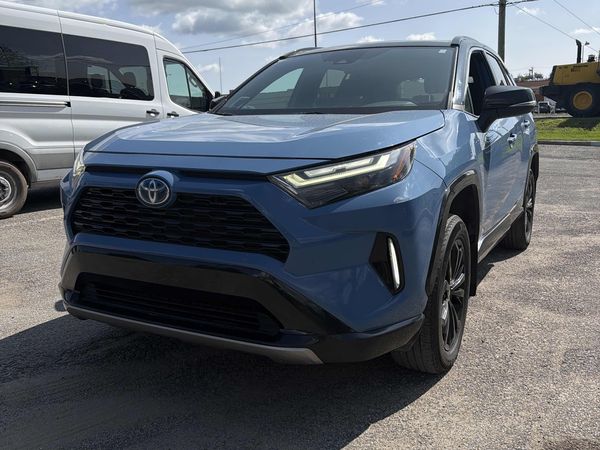 2023 Toyota Rav4 HYBRID XSE