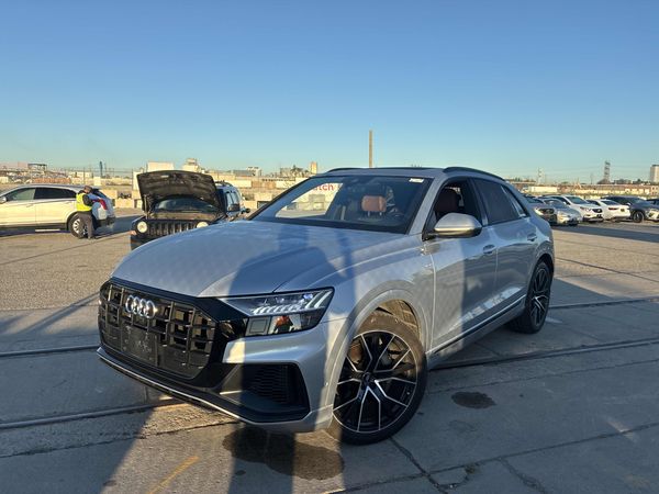 2019 Audi Q8 TECHNIK