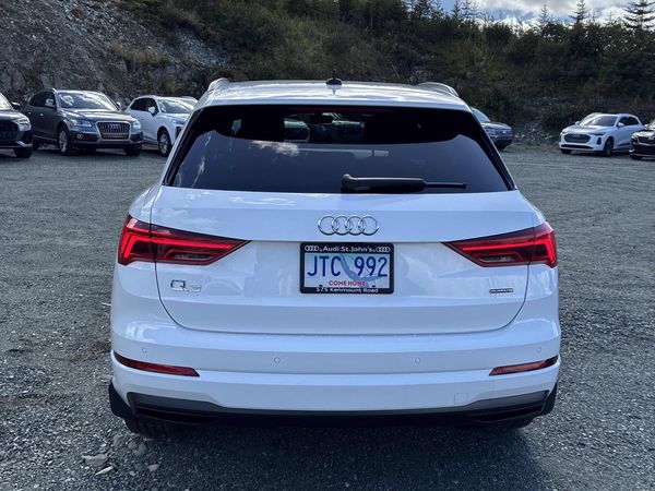 2023 Audi Q3 Komfort quattro Premium