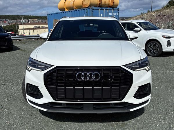 2023 Audi Q3 Komfort quattro Premium