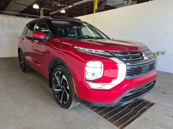 2023 Mitsubishi Outlander SEL