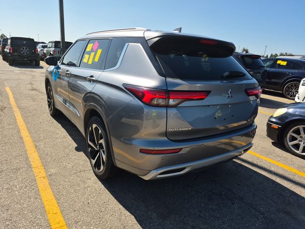 2023 Mitsubishi Outlander GT