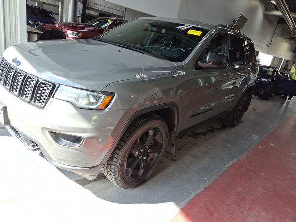 2020 Jeep Grand Cherokee UPLAND